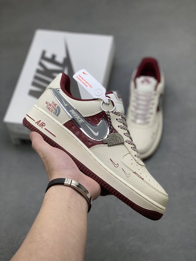 海外限量发售！公司级Nike Air Force 1 '07 Low 空军一号低帮 运动鞋 休闲鞋 折边针车 工艺难度大 原楦头原纸板 原装鞋盒 定制五金配件