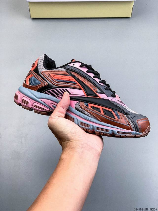 公司级！锐步Reebok premier Road Ultra 舒适百搭透气休闲跑步鞋 .经典设计传承：汲取2000年代锐步标志性跑步系列premier 的设计