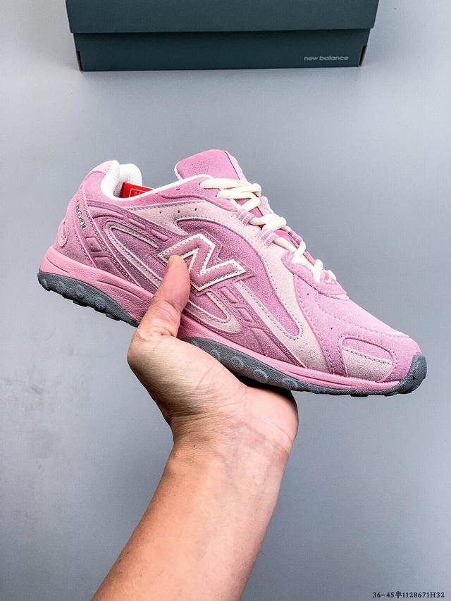 New Balance 新百伦204 系列 复古休闲运动百搭老爹跑步鞋 #采用猪巴革组合网织鞋面材质 #3层组合底模精密开发 #中底嵌入碳板缓震及后跟嵌入Tpu