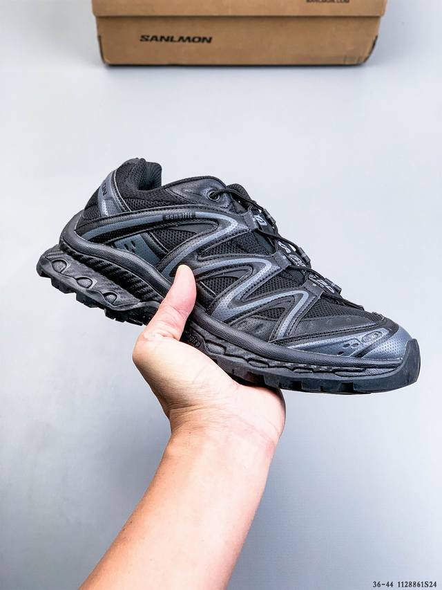 Salomon Xa pro Xt-6 Expanse 萨洛蒙户外越野跑鞋 鞋面采用Sensifit贴合技术 全方位贴合包裹脚型 鞋跟部鞋底牵引设计 提供强大的