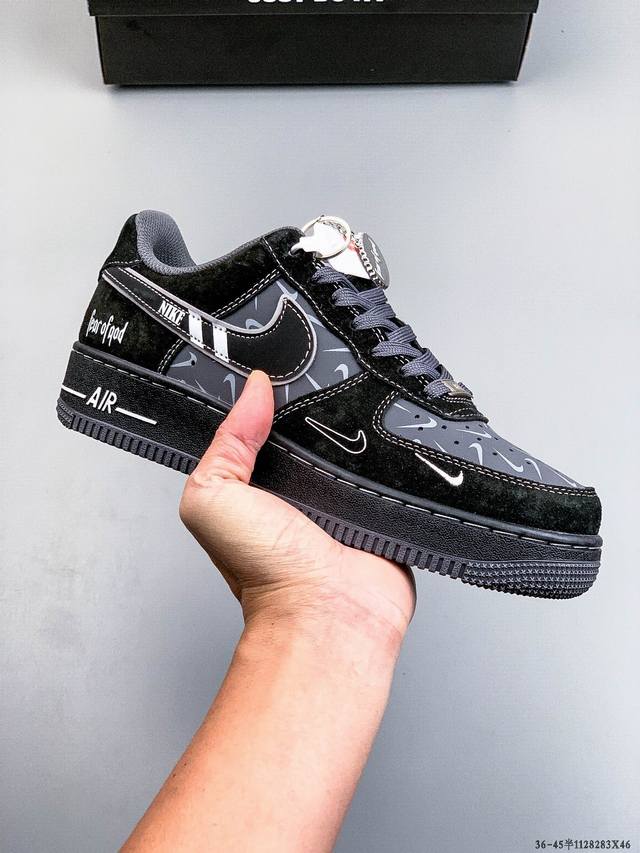 纯原版本 原楦数据纸版，采用硬质优质皮革鞋面材质，内置全掌Air Sole气垫。耐克 Nike Air Force 1 Low 空军一号低帮经典百搭休闲运动板鞋