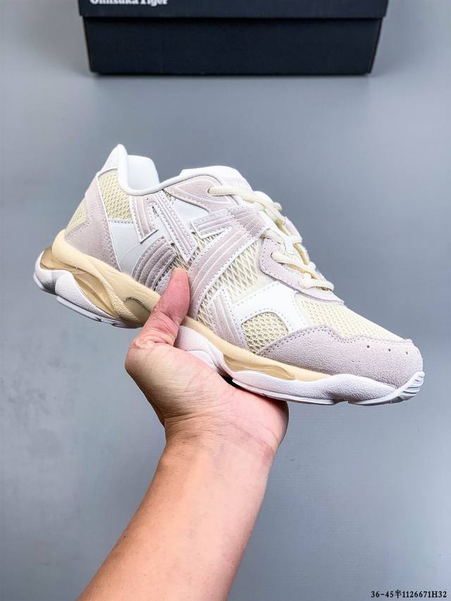 公司级 Onitsuka Tiger鬼塚虎 Ulti Rs Tigrun 时尚百搭 耐磨 低帮运动休闲鞋 全新Icon Logo 采用特色网布和皮革的异材质拼接