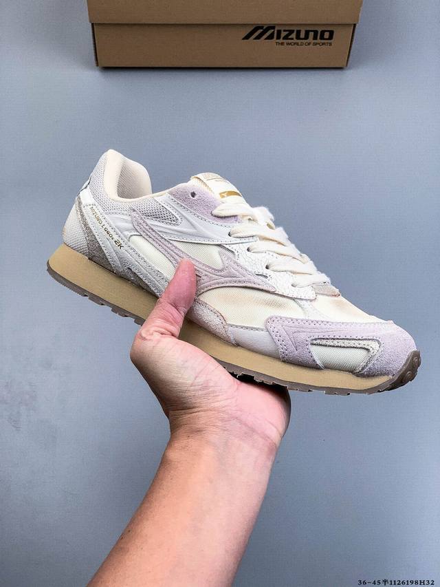 Mizuno美津浓 Lg 60S 2K 舒适百搭 做旧设计 德训 薄底防滑耐磨 低帮休闲鞋 Y2K与60S的时空碰撞 趋势破壁 沿袭Mizuno经典薄底跑鞋廓形