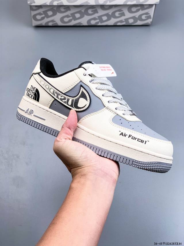 纯原版本 原楦数据纸版，采用硬质优质皮革鞋面材质，内置全掌Air Sole气垫。耐克 Nike Air Force 1 Low 空军一号低帮经典百搭休闲运动板鞋
