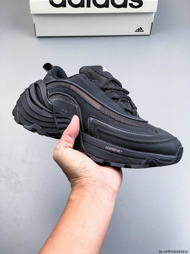 阿迪达斯Adidas Wonder Runner 厚底运动跑步鞋 近年 Adidas 热门鞋款如 Samba、Country、Sl72 等，主打复古，没有过多运