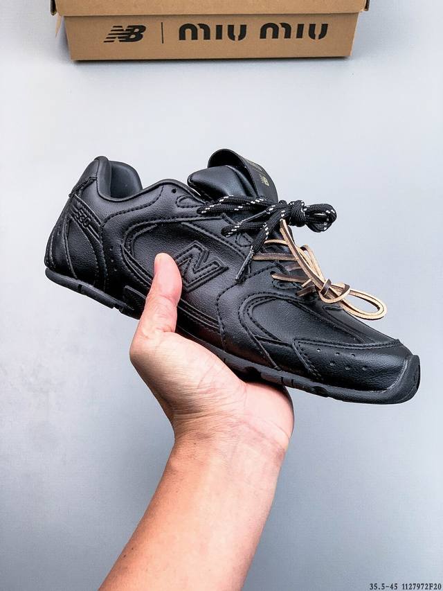 美拉德配色打造全新跨界合作，意大利奢侈品牌 缪缪Miumiu X Nb新百伦New Balance 530 Sl系列低帮经典复古休闲运动慢跑鞋 1127972F