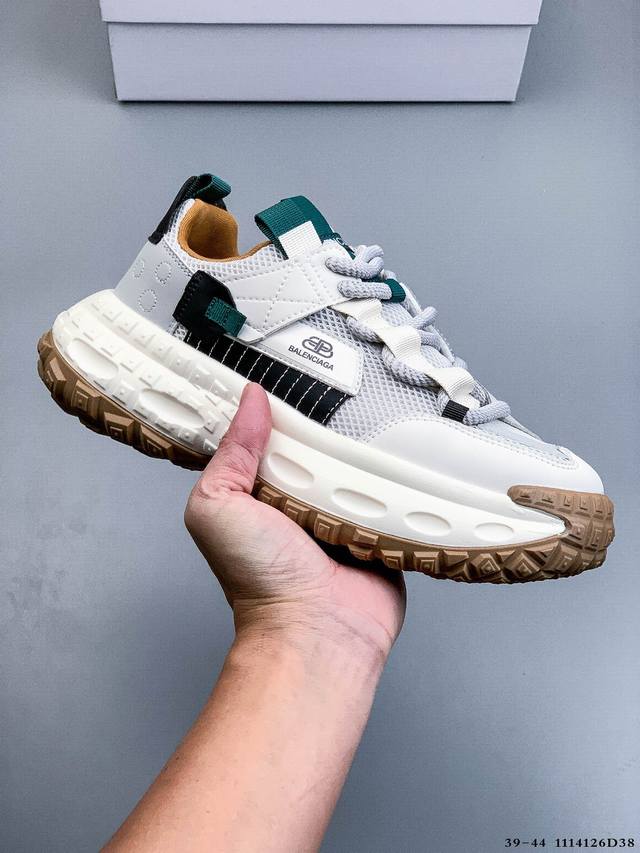 巴黎世家Balenciaga 低帮潮流风百搭休闲运动鞋 广东品质原厂渠道原装订单 1114126D38