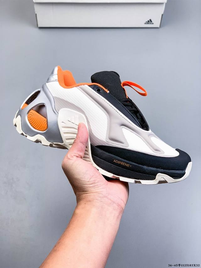 阿迪达斯Adidas Wonder Runner 厚底运动跑步鞋 近年 Adidas 热门鞋款如 Samba、Country、Sl72 等，主打复古，没有过多运