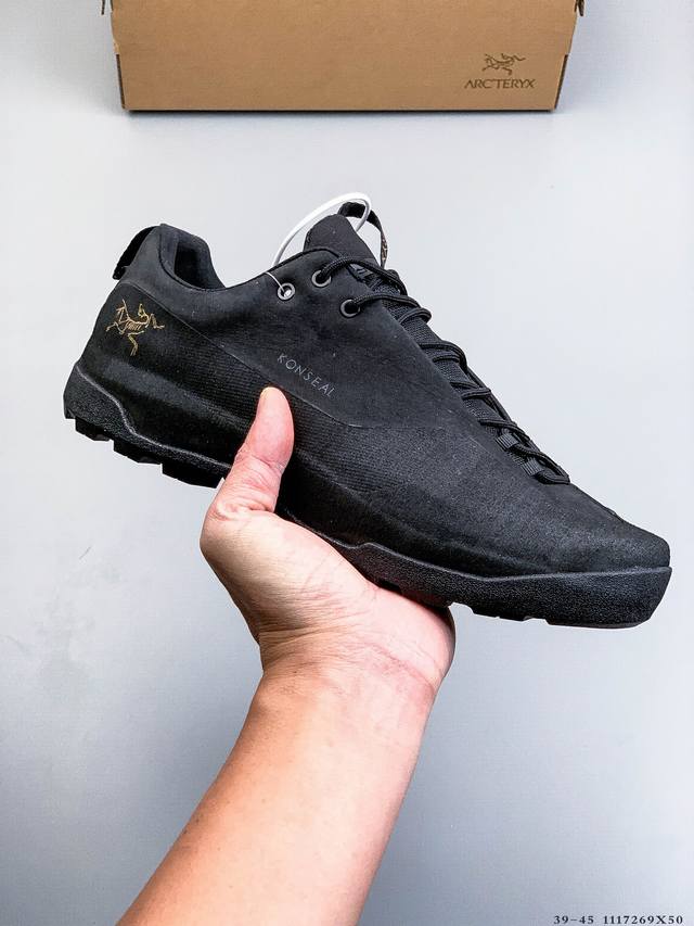Arcteryx始祖鸟 Konseal Lt 轻量 网布防滑轻便耐磨 低帮户外运动跑步鞋 Konseal Lt的外观看似朴实 却散发着一股高贵气息 虽然是标榜越