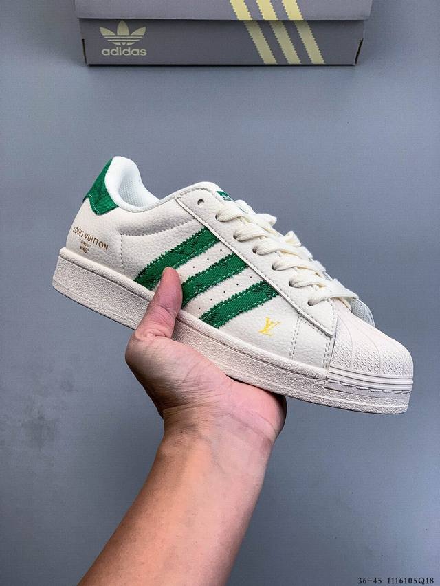 公司级！阿迪达斯Adidas Superstar 贝壳头经典百搭休闲板鞋 1116105Q18