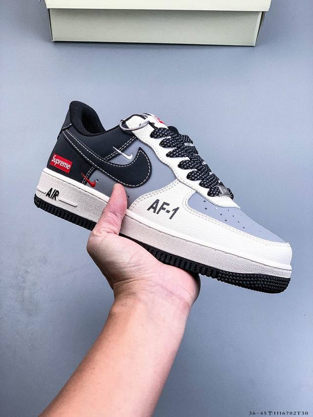 原楦数据纸版，采用硬质优质皮革鞋面材质，内置全掌Air Sole气垫。耐克 Nike Air Force 1 Low 空军一号低帮百搭休闲运动板鞋 111670