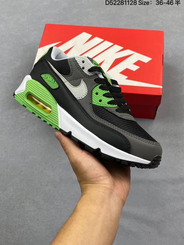 Nike Air Max 90 初代复古气垫百搭休闲运动慢跑鞋复古小气垫史上第一双可视气垫跑鞋 凭借着 Air Max 气垫带来的舒适脚感和鞋面面料上的不断精进