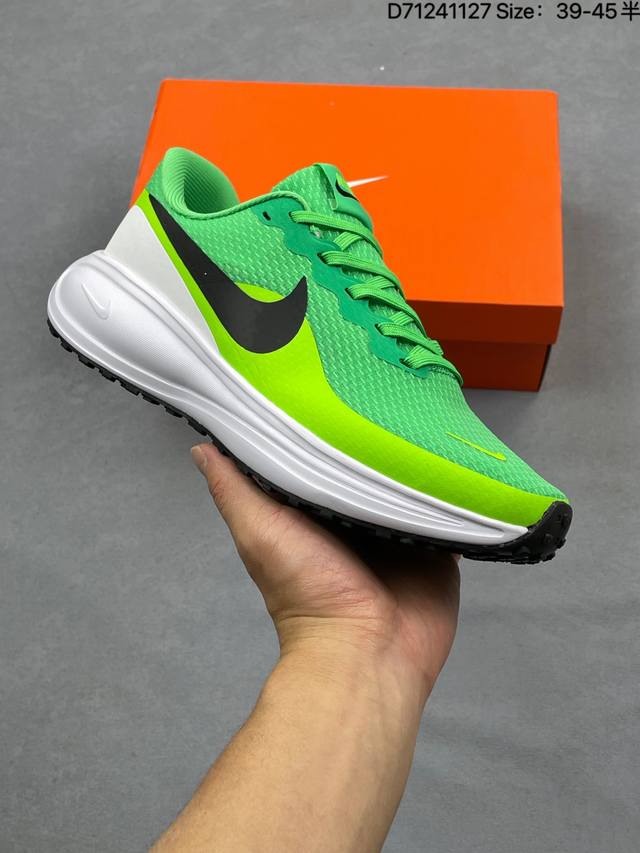 公司级Nike Revolution 8 耐克 透气 低帮 跑步鞋 兼顾迅疾外观和稳固脚感后跟覆面和中足动态支撑巧妙融合 缔造稳定顺畅的迈步体验 货号:Hj91