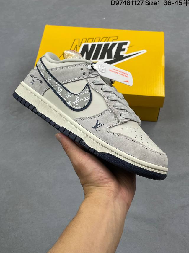 耐克Nike Sb Dunk Low pro 复古低帮休闲运动滑板板鞋。采用脚感柔软舒适Zoomair气垫，有效吸收滑板等极限运动在落地时带来的冲击力，为街头运