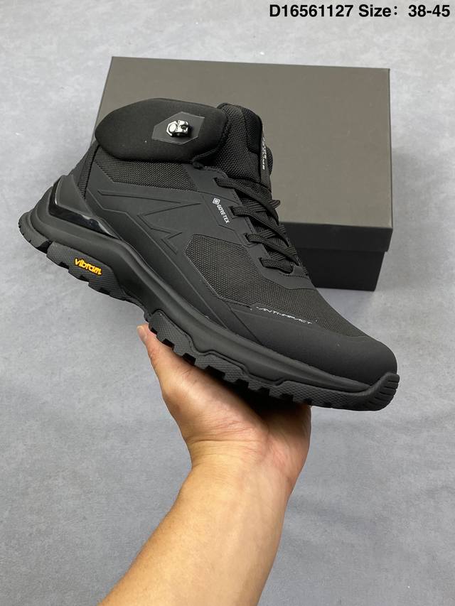 新品公司级 Kailas凯乐石 中帮登山鞋男Gore-Tex防水缓震抓地重装运动徒步鞋 适合多日中高强度负重的徒步登山鞋。 内靴采用Gore-Tex科技，这项技