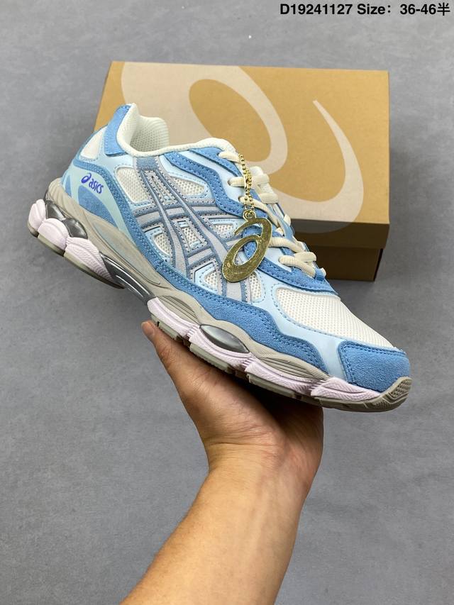 亚瑟士 Asics Gel-Nyc 运动休闲透气专业跑鞋 1203A663 102 鞋面采用反绒皮与网布拼接 透气舒适兼具休闲时尚 结合简明的配色 展现品牌的传