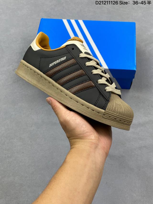 真标Adidas Originals Superstar贝壳头系列 阿迪达斯 三叶草低帮经典百搭休闲运动板鞋 货号:Jp11960 尺码:36 36.5 37