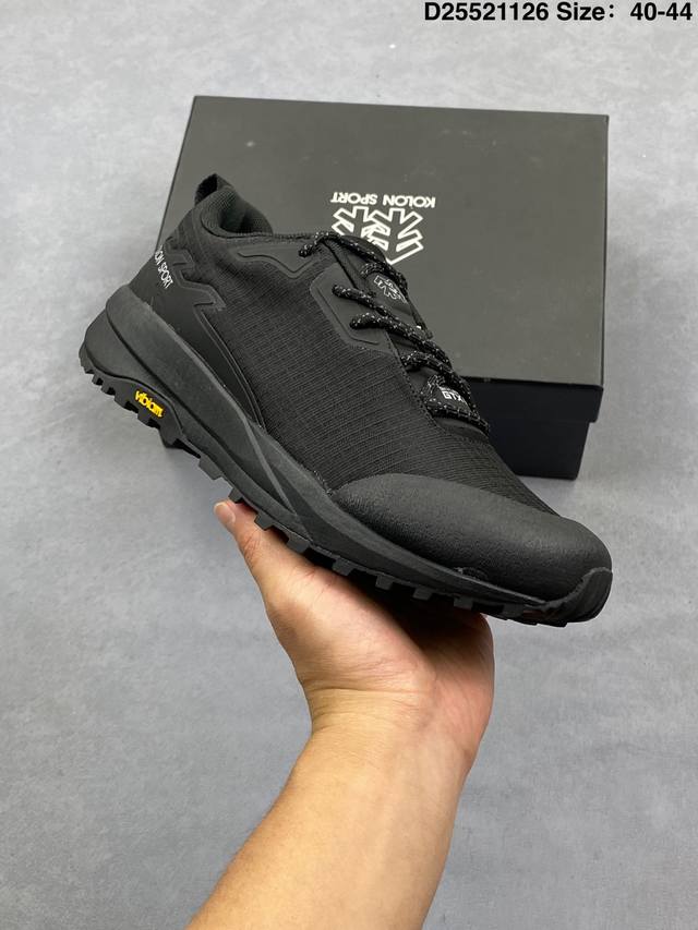 公司级可隆Kolon Sport Swift Ltr 舒适时尚 防滑耐磨 低帮户外登山运动鞋 超细反绒鞋面 满足日常场景需求 鞋面无缝线设计 激光冲孔 突出产品