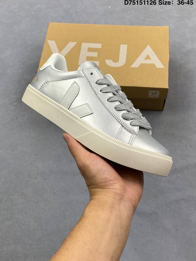 男女鞋，采用硬质皮革鞋面材质，鞋垫嵌入舒适pu乳胶材质及透气帆布内里，外置耐磨橡胶大底极简日常穿搭网红款小白鞋，法国国民板鞋品牌 维佳Veja Esplar L