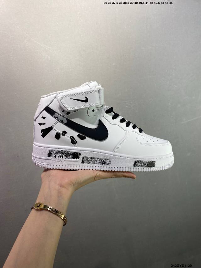 公司级Nike Air Force1 07 Low 定制空军 #原楦头原纸板 打造纯正空军版型 #专注外贸渠道 全掌内置蜂窝气垫 #原盒配件 原厂中底钢印、拉帮