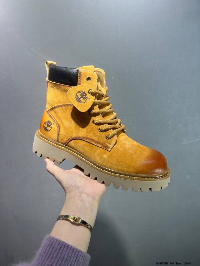 公司级Timberland添柏岚 天伯伦 秋冬新品 秋冬必备户外休闲大黄靴系列#广东大厂品质 原盒原包装 时尚潮流搭配 面料采用意大利顶级磨砂细纹牛皮 轻质大底