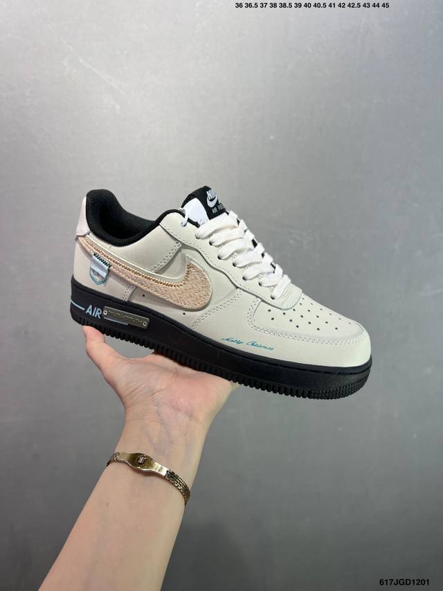 Nike Air Force 1 Low’07 空军一号低帮休闲板鞋 定制皮料 原楦原纸板 纯正空军版型 内置全掌气垫 货号：男 Cw2288-114 女 Dd