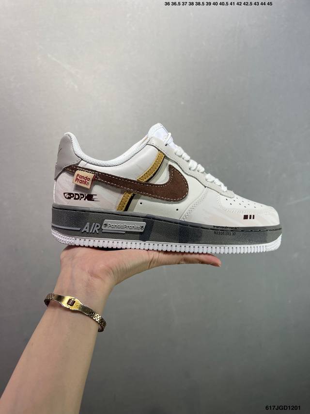 Nike Air Force 1 Low’07 空军一号低帮休闲板鞋 定制皮料 原楦原纸板 纯正空军版型 内置全掌气垫 货号：男 Cw2288-114 女 Dd