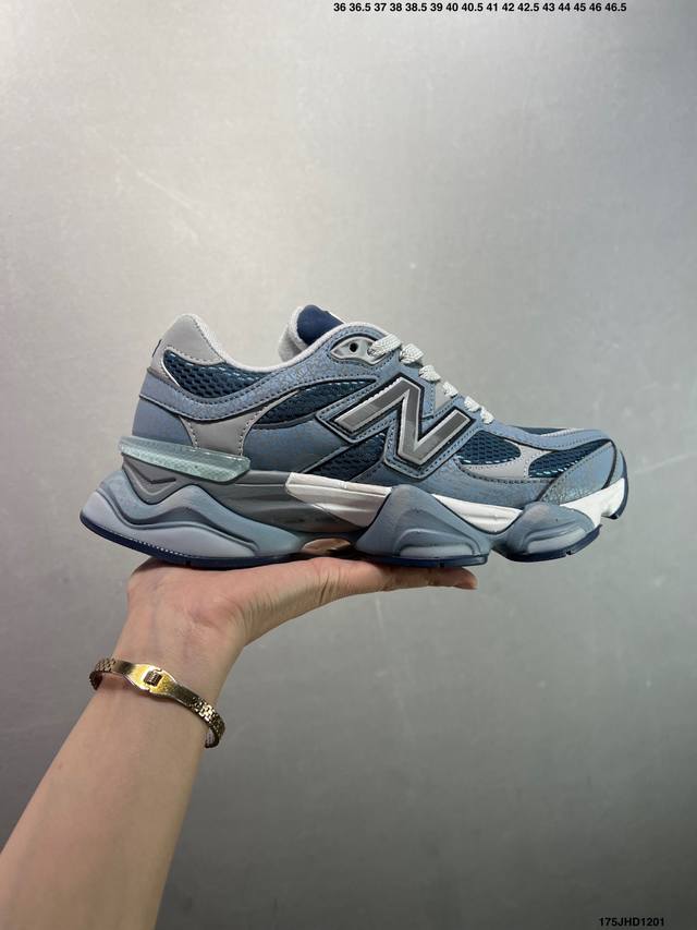 Joe Freshgoods X New Balance Nb9060 联名款 复古休闲运动慢跑鞋 鞋款灵感源自设计师本人对夏日的怀日回忆。鞋面大身由空间双格及