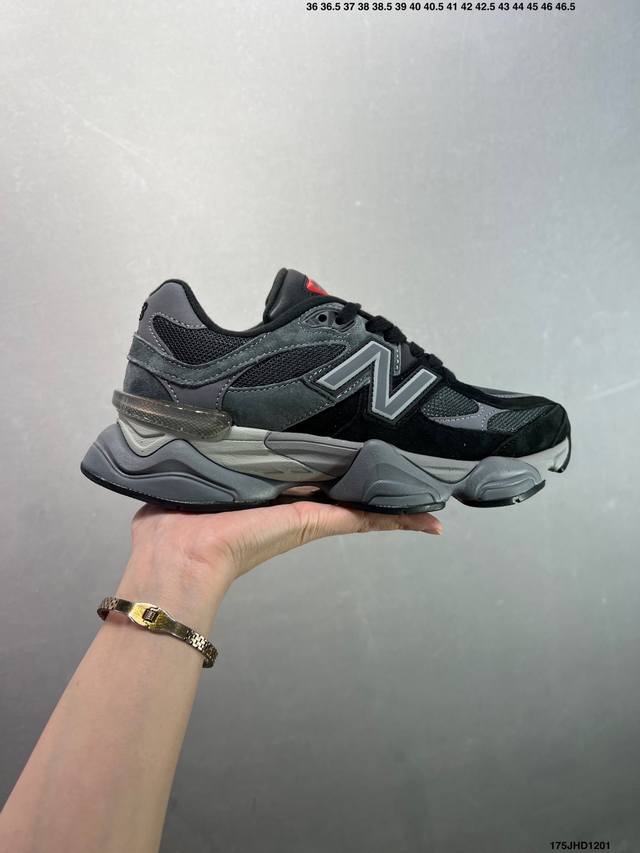 Joe Freshgoods X New Balance Nb9060 联名款 复古休闲运动慢跑鞋 鞋款灵感源自设计师本人对夏日的怀日回忆。鞋面大身由空间双格及