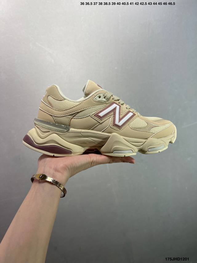 Joe Freshgoods X New Balance Nb9060 联名款 复古休闲运动慢跑鞋 鞋款灵感源自设计师本人对夏日的怀日回忆。鞋面大身由空间双格及