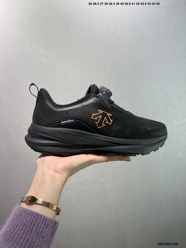 公司级迪桑特Descente Edge Court Retro 复古轻质 耐磨低帮 生活休闲鞋 货号：S Lsn82 尺码：36 36.5 37.5 38 38