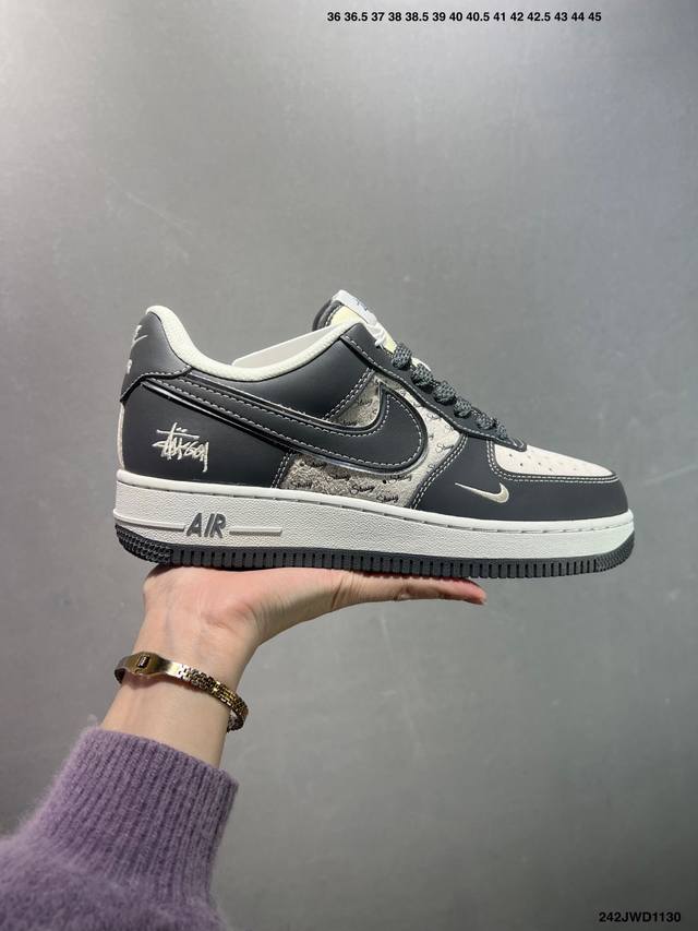 公司级Nike Air Force1 07 Low 定制空军 #原楦头原纸板 打造纯正空军版型 #专注外贸渠道 全掌内置蜂窝气垫 #原盒配件 原厂中底钢印、拉帮