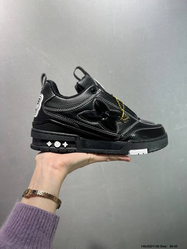 路易威登 Louis Vuitton Lv路易威登板鞋 新款 Lv Trainer最新配色运动鞋 L家 篮球鞋风格运动鞋 该鞋由艺术总监 Virgil Ablo