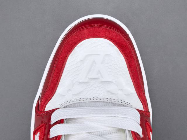 渠道优势 ！ 专柜版 驴牌 Lv Trainer 情侣限定系列 休闲 低帮 时尚板鞋 尺码35 36 37 38 39 40 41 42 43 44 45 46