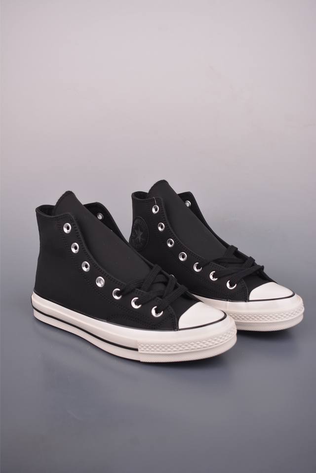 Converse Chuck 70S 麂皮 匡威官方25秋冬新款麂皮系列 此次三个配色都1:1沿用了Shai001的配色 经典1970S鞋型搭配麂皮面料 保暖的