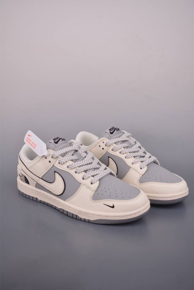 Nike Sb Dunk Low 北面联名 纯原大厂出品 极力推荐 原装头层材料 独家版型蒸餾加工 帶來的是更好的视觉和脚感体验 大厂纯原品质出货 清洁度 电绣