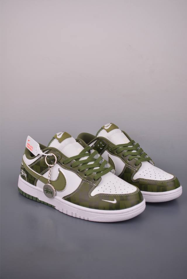 Nike Sb Dunk Low 斯图西联名 纯原大厂出品 极力推荐 原装头层材料 独家版型蒸餾加工 帶來的是更好的视觉和脚感体验 大厂纯原品质出货 清洁度 电