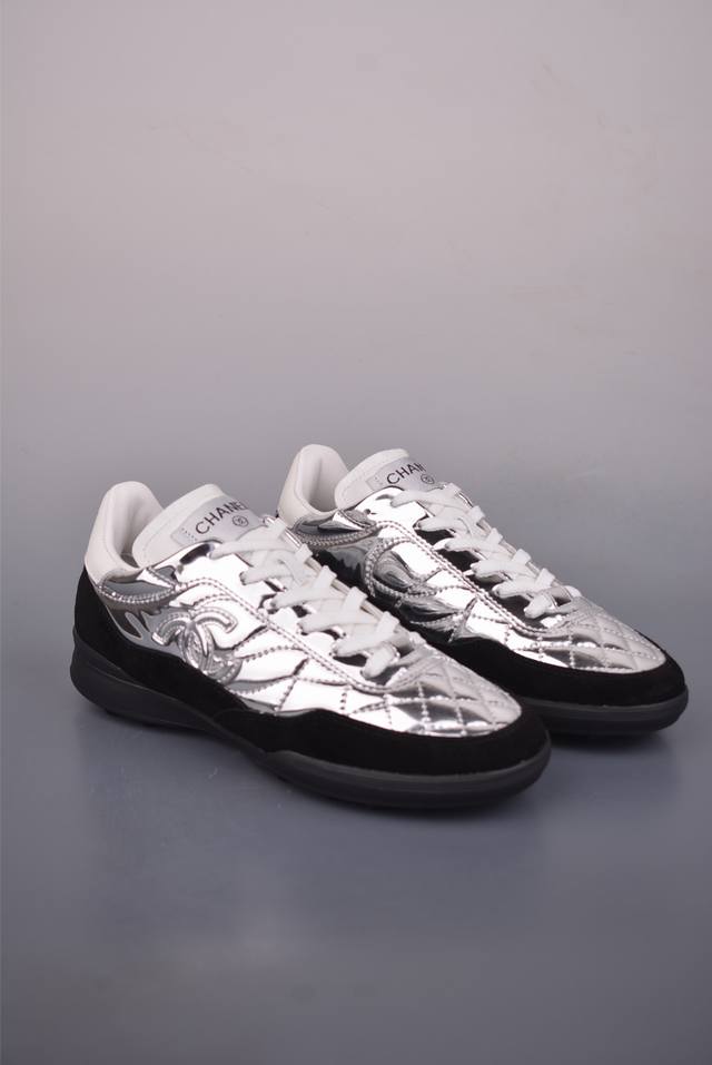 C5 24新款棒球鞋 莞产顶级纯原 官方最新花纹礼盒顶级包装官方同步 Chanel 香奈儿最新菱格小球鞋 四季百搭 Coco女孩必入 隐藏款网球鞋 秀气高级好看