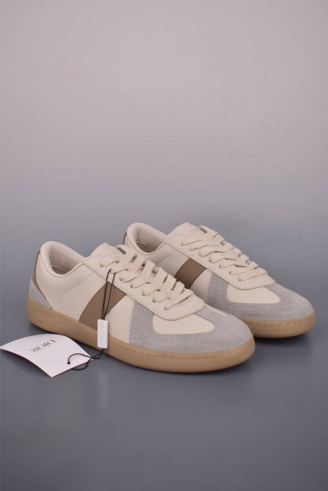 Dior迪奥 B01 Matchpoint 圆头系带 迪奥德训鞋 广东大厂出品 顶级版本 标志着Dior经典款式的回归 以时尚优雅的廓形重新诠释 采用光滑皮革精