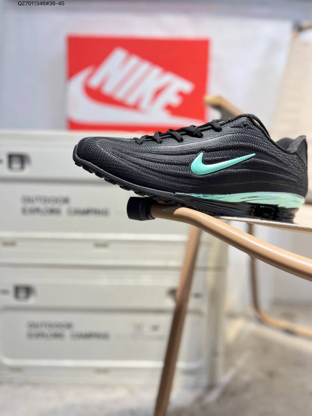 耐克Nike Shox Z 织物 防滑耐磨 复古 跑鞋 气垫缓震运动篮球鞋 薄底Shox 延续了2000年代初期超经典的科技跑鞋元素，满满的都是回忆杀。鞋身线条