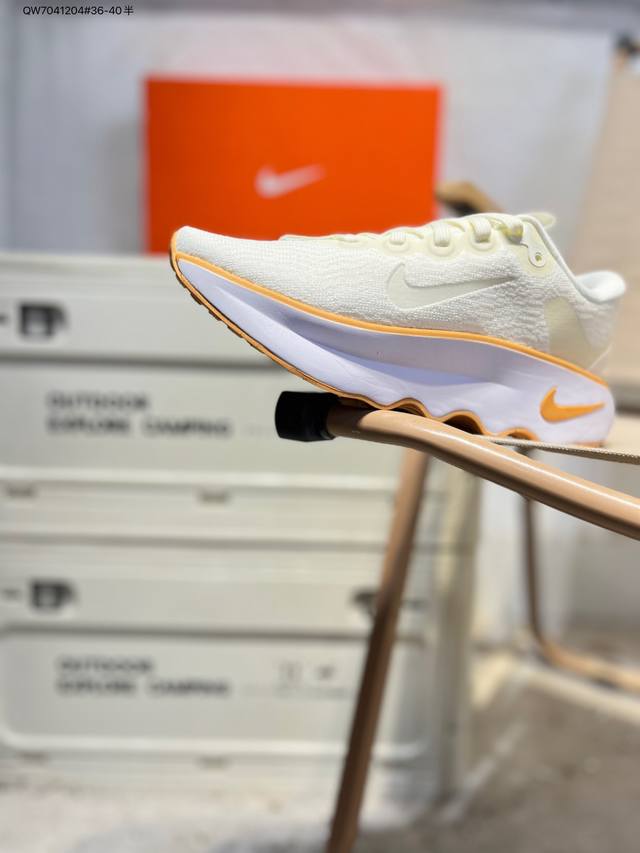 原楦原纸版开发版型#采用加厚梭织面料鞋面材质#搭载全掌 Cushlon 3.0 超厚泡棉缓震科技中底#防滑波浪橡胶外底 最新 波浪鞋 ，耐克Nike Motiv