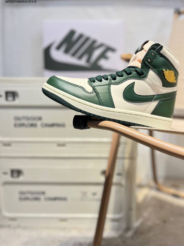 公司级头层皮Air Jordan 1 Retor Aj1经典复古高帮百搭文化篮球鞋 采用软质纳帕头层皮革鞋面#原厂立体填充鞋舌海绵#中底注胶孔及缜密中底拉帮工艺