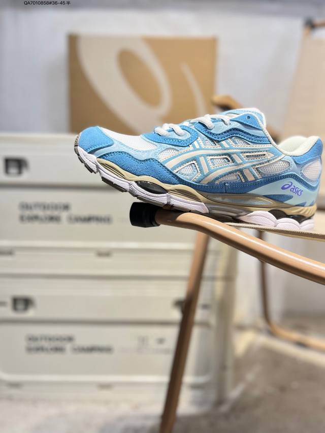 Asics Gel-Nyc亚瑟士经典跑鞋 如今机能风和户外风吹得正劲，便是主打“Urban Outdoor机能越野风格”，城市和户外场景都能轻松应对。关键是跑鞋