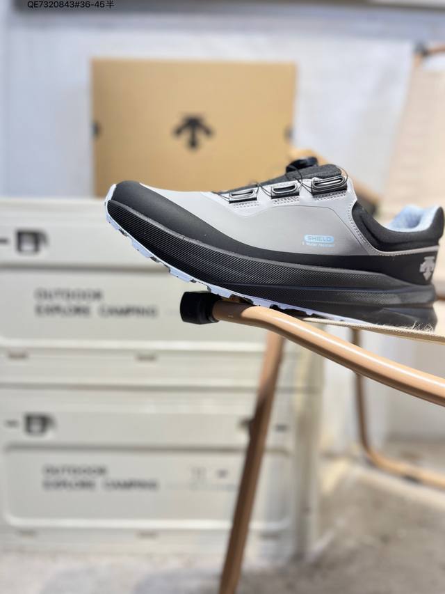 Descente迪桑特轻盈缓震透气鞋面时尚休闲运动覆盖防水男子越野跑鞋 官方同步上架适合技术路线单日徒步穿着 Aeriosflgtx鞋受到长途野外跑步鞋的启发