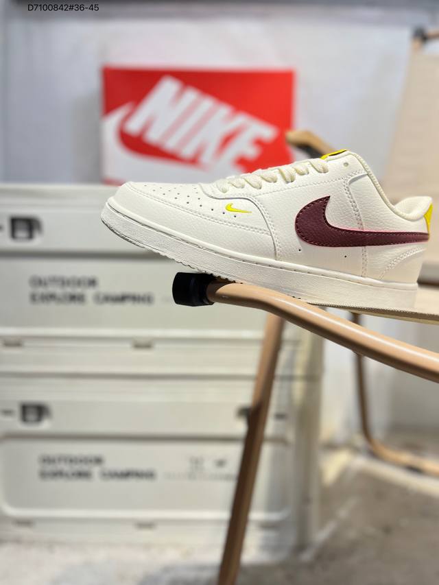 Nk Court Borough 小空军百搭透气休闲运动板鞋 经典耐用的设计 兼顾舒适脚感和出众风范 演绎匠心之作 结构性的支撑贴合感结合复古篮球设计 塑就场外