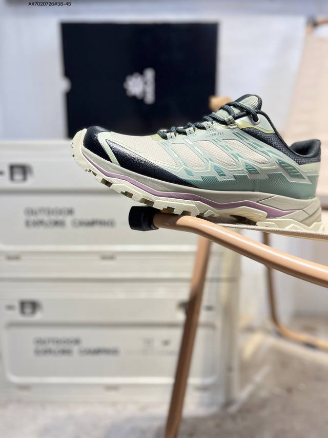 凯乐石Kailas 远征5 Flt 舒适简约经典登山 防滑耐磨 低帮 徒步鞋 鞋面材质：运用耐磨防砂网布，能防止沙石进入鞋内，同时具备良好的透气性，可让脚部保持