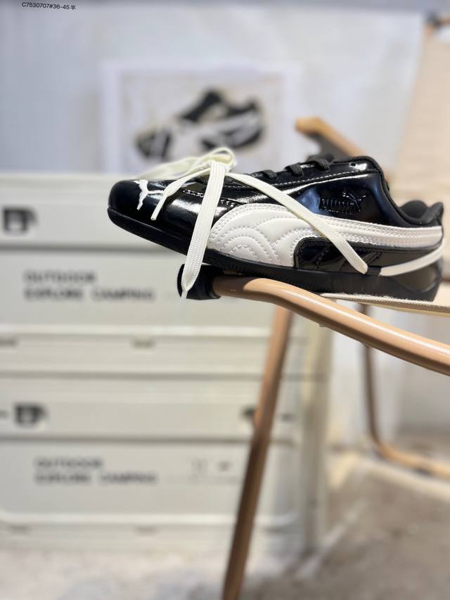 Rose X puma彪马 Speedcat 系列 联名款 赛车 德训双鞋带 绑带休闲运动低帮板鞋 以趣味十足又前卫复古的设计引领潮流 将赛道精神融入街头时尚