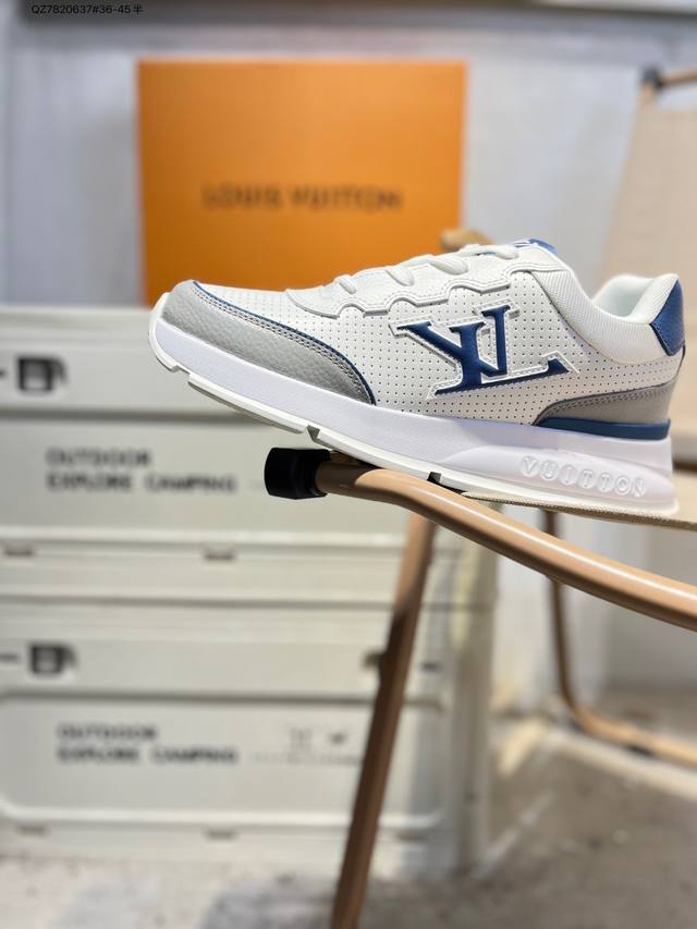 双十一福利特价Louis Vuitton 路易威登 男女鞋配置厚实抽屉礼品鞋盒，采用荔枝纹二层牛剖革组合粒面牛剖革鞋面材质，鞋垫嵌入软脚感Eva物料，外置Tpr