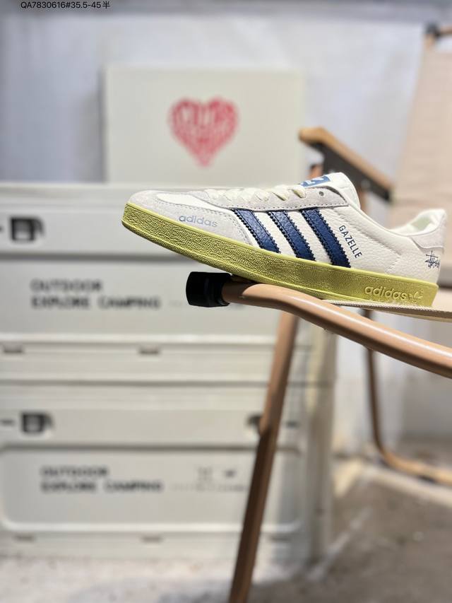 内嵌环保海玻璃鞋垫#外置防滑耐磨Rb橡胶大底复古设计与现代简约的融合，再度携手洛杉矶时尚生活品牌 Sporty & Rich X Adidas Original