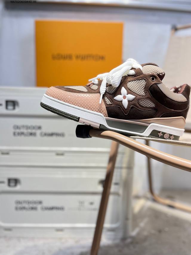 广东原厂# 路易威登 Louis Vuitton Lv路易威登板鞋 新款 Lv Trainer最新配色运动鞋 L家 篮球鞋风格运动鞋 该鞋由艺术总监 Virgi